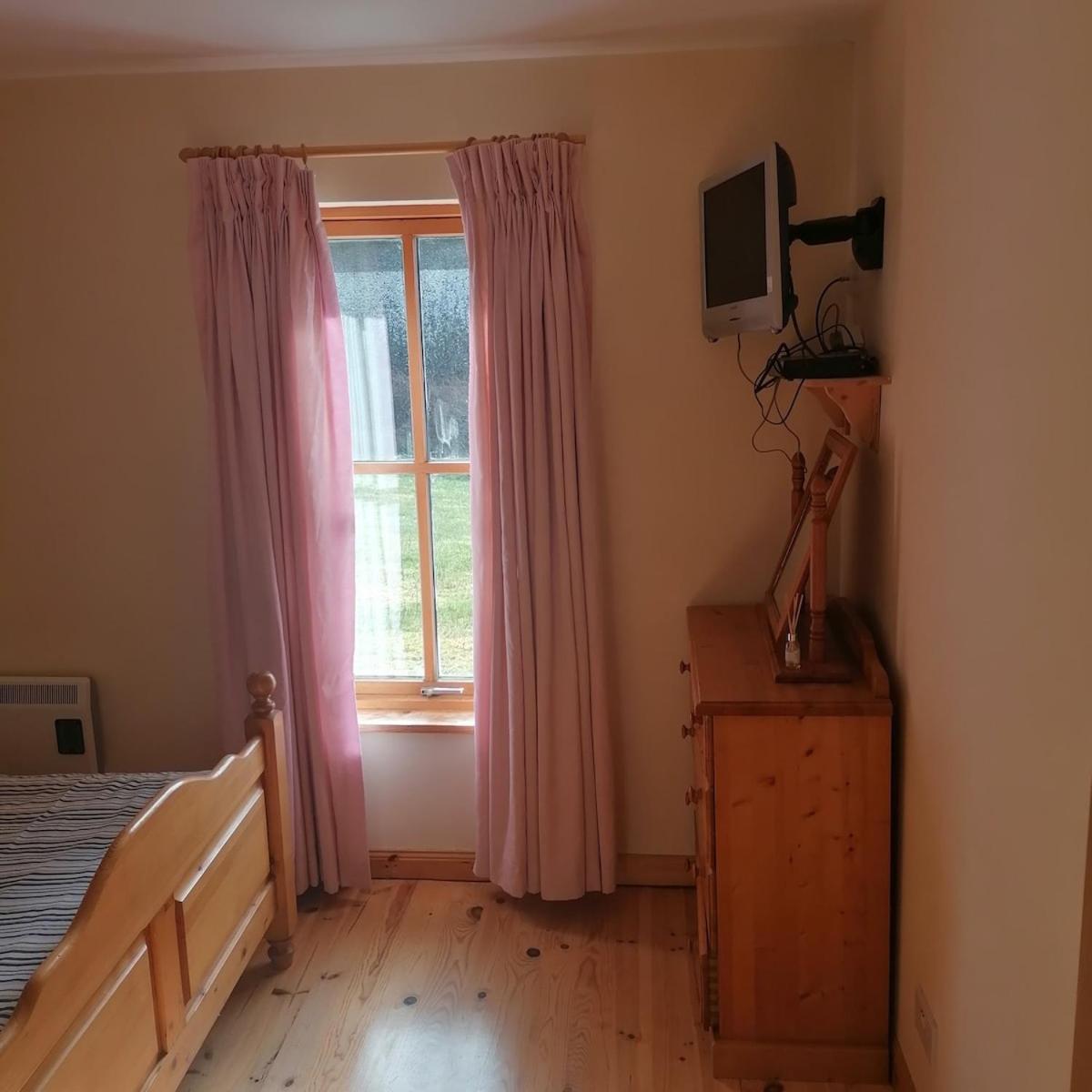 Cheerful 3 Bedroom With Open Fire Bellanasally